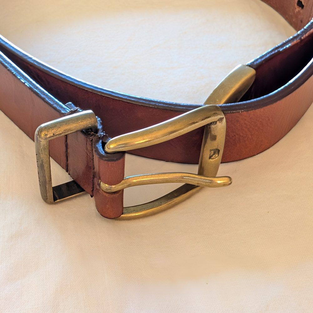 Nine West brown genuine leather belt with brass buckle - Picture 2 of 8
